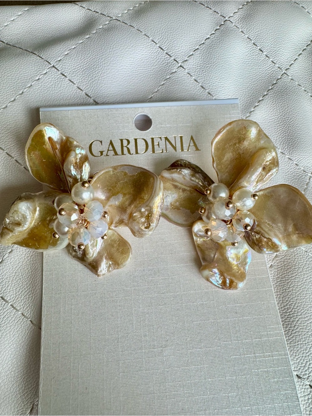 Ardene Iridescent Pearl Floral Earrings - Gold